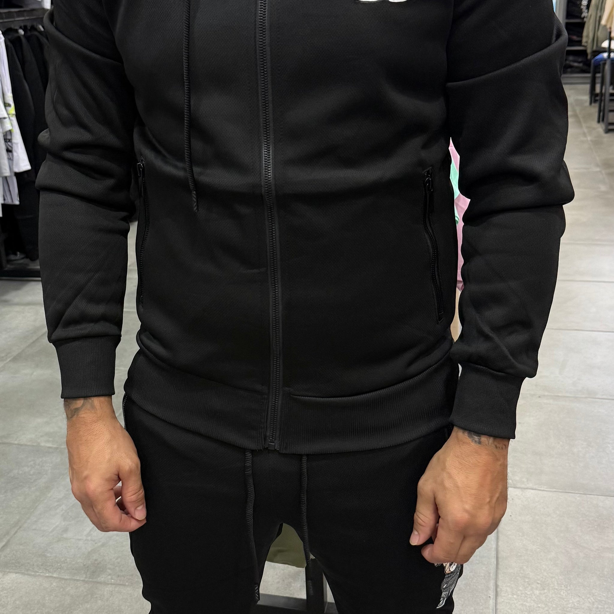 Chandal oso VANQUISH