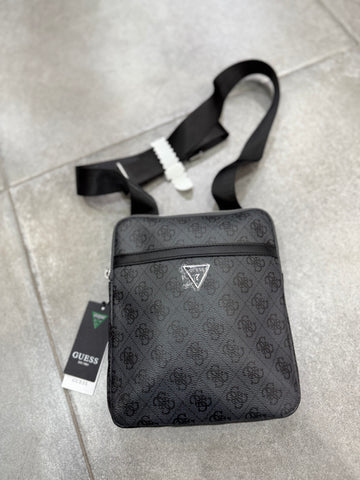 BOLSO LOGO GUESS