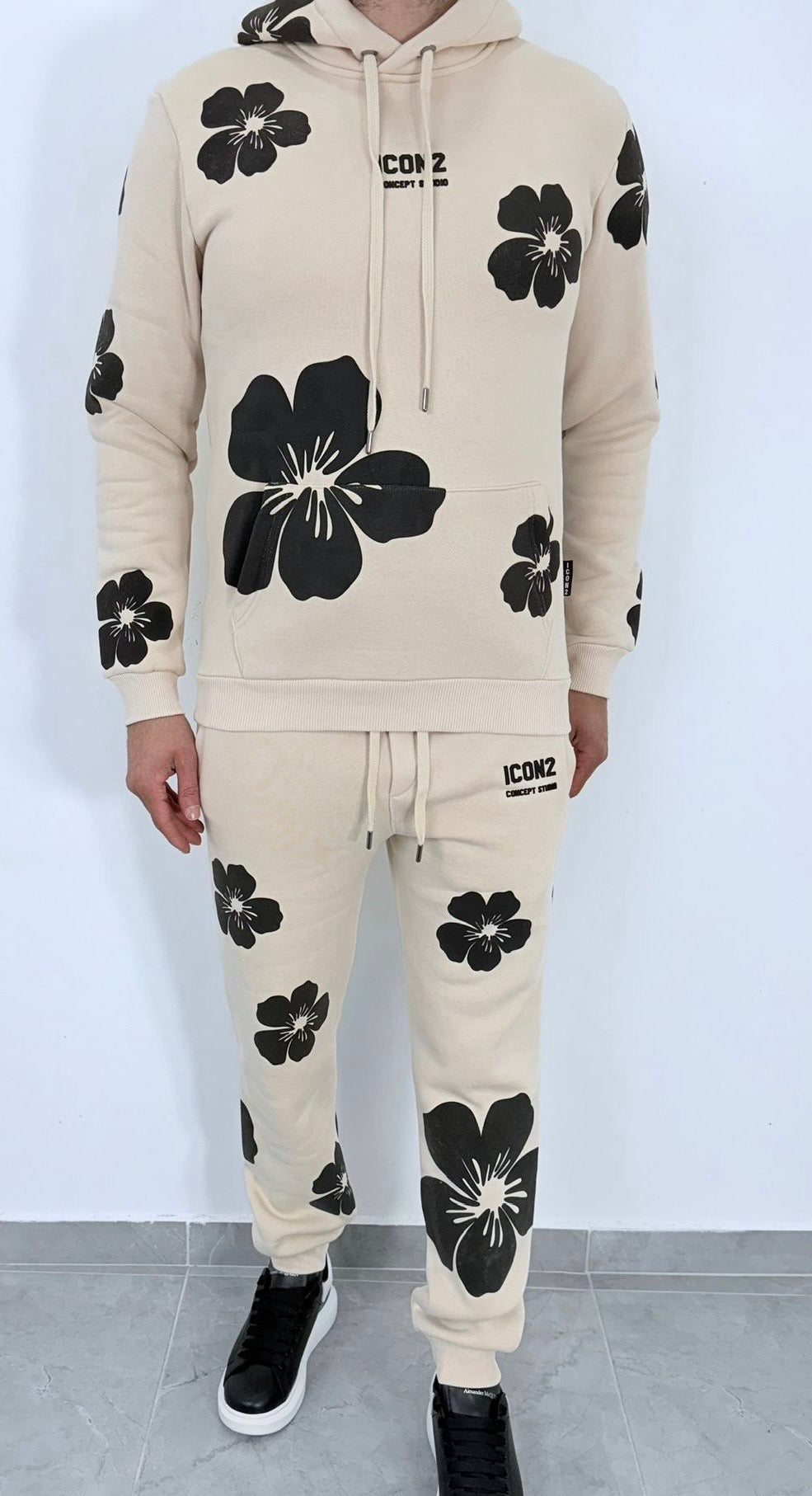 Chandal flores ICON2