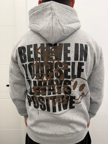Sudadera letras caritas