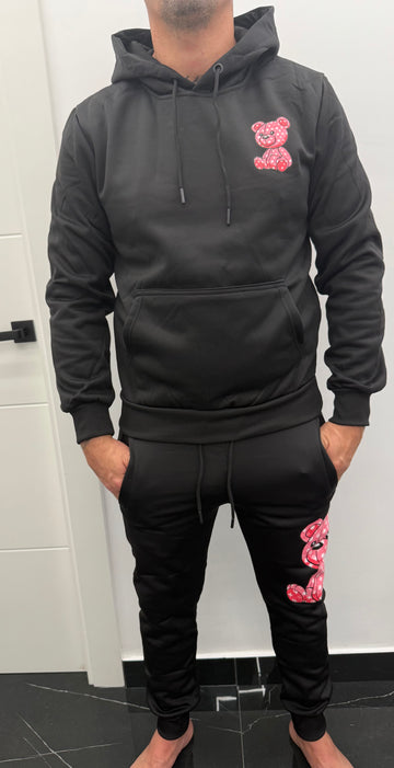 Chandal oso sentado