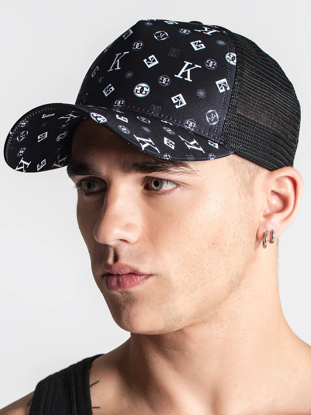 Gorra logos GIANNI KAVANAGH