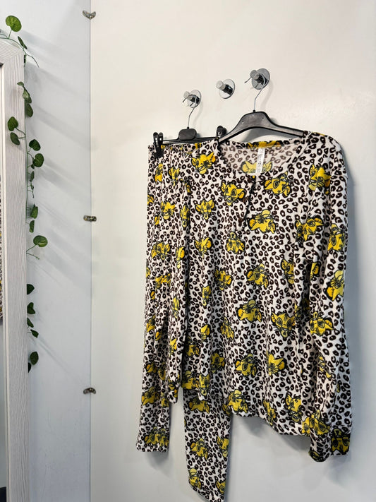 Pijama leopardo rey león
