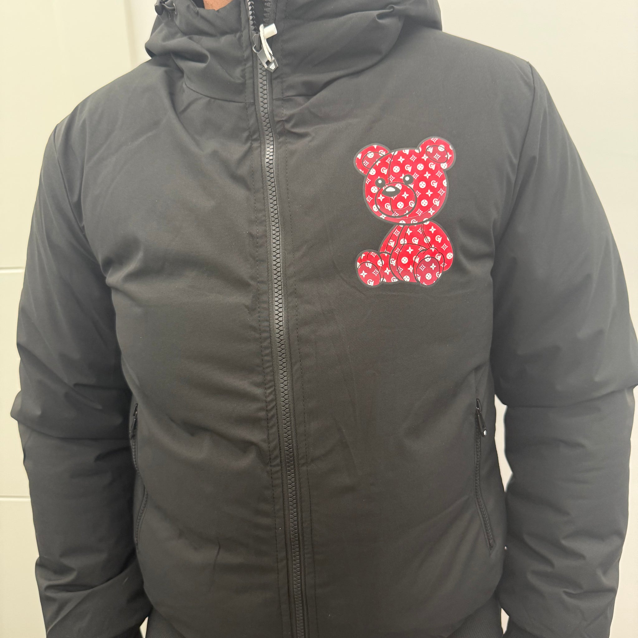Chaquetón oso sentado
