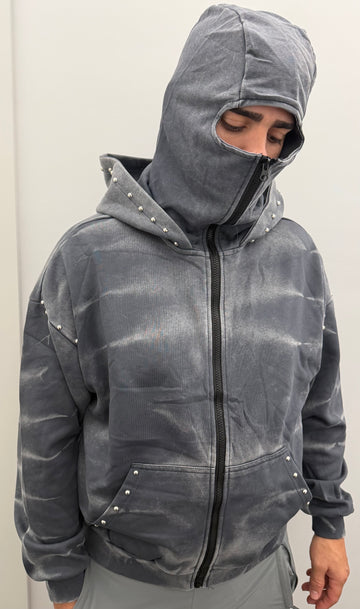 Chaqueta capucha tachuelas