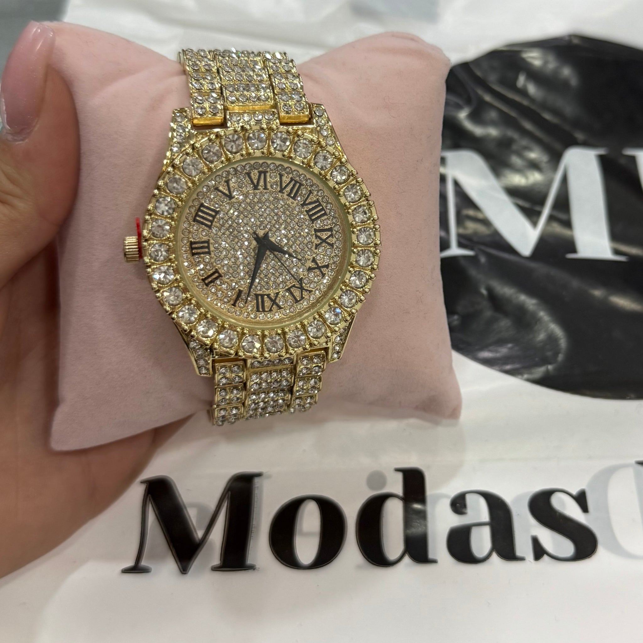 Reloj diamantes redondo