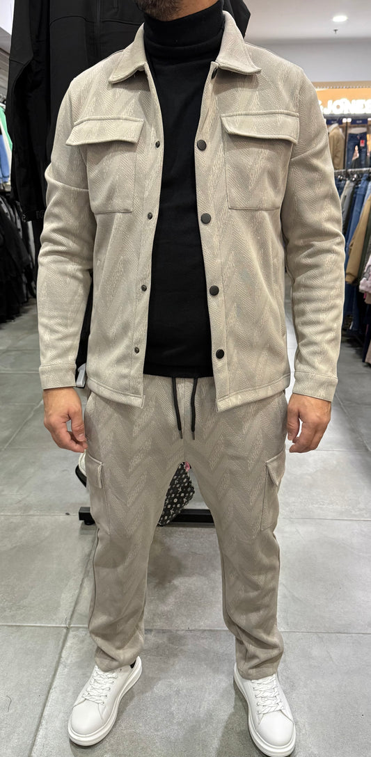 Conjunto camisa triángulo