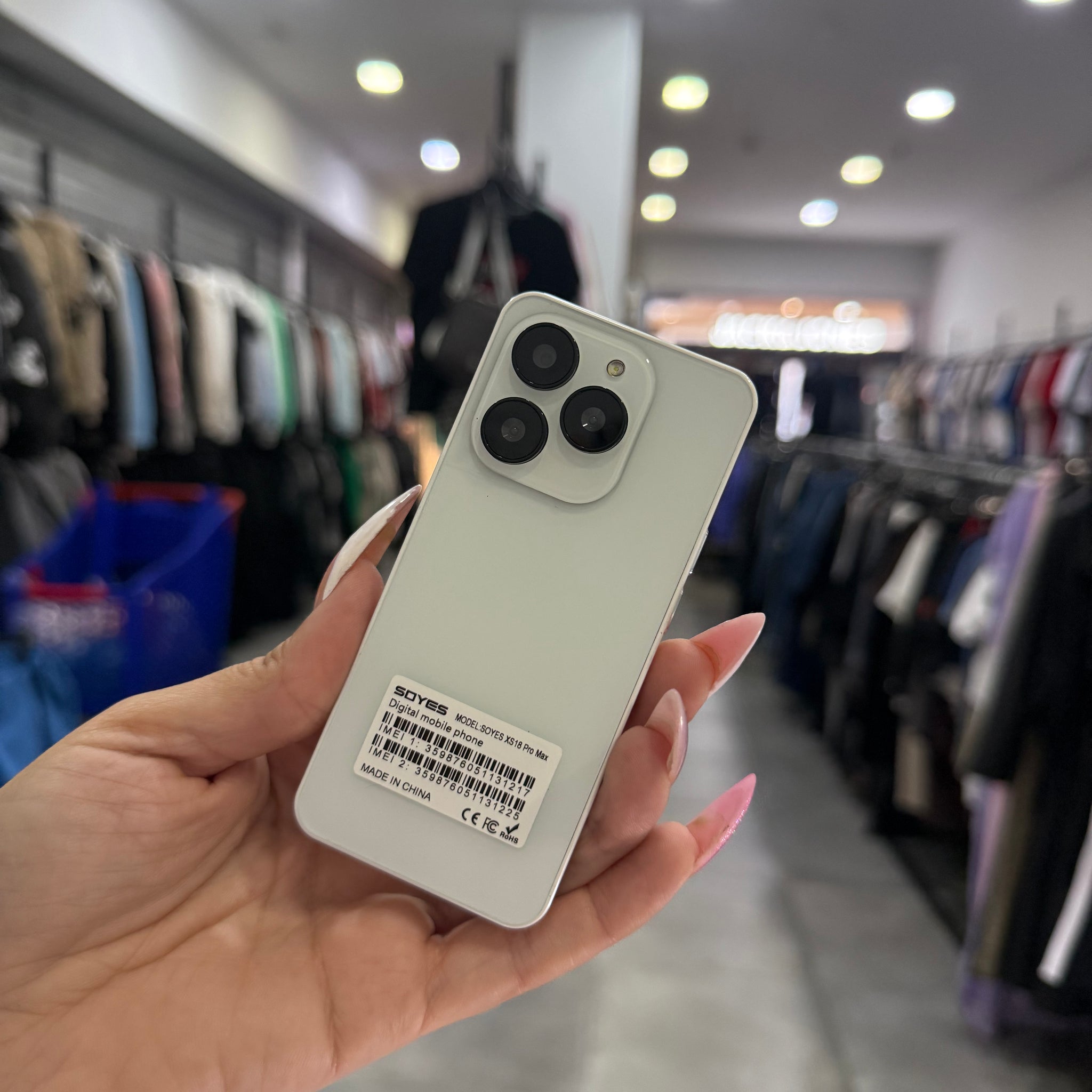 Teléfono movil mediano