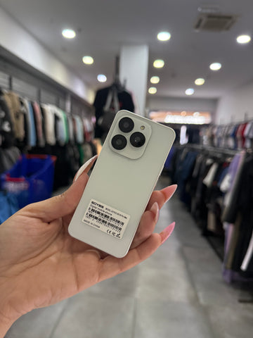 Teléfono movil mediano